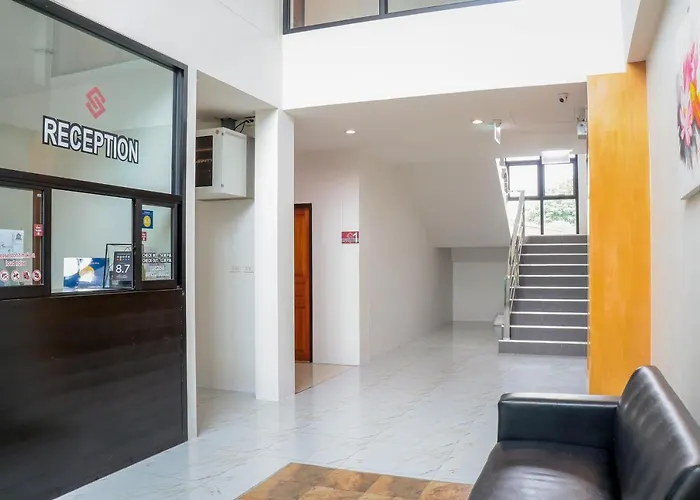 S2 Airport Residence